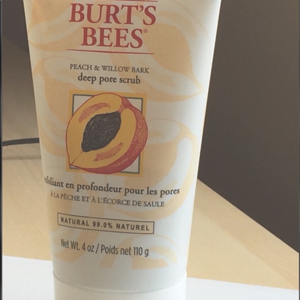 Burt’s Bee Peach and Willow Bark Deep Pore Scrub